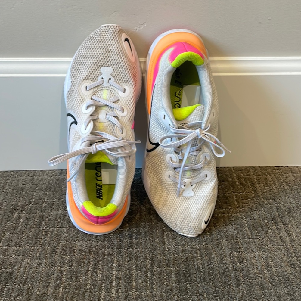 Nike Renew Run Running Shoes
